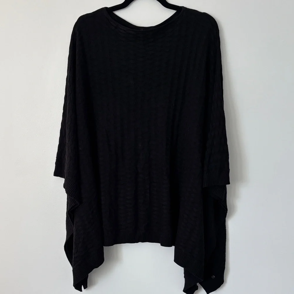 Lululemon Divinity Poncho BLACK - Picture 2 of 6